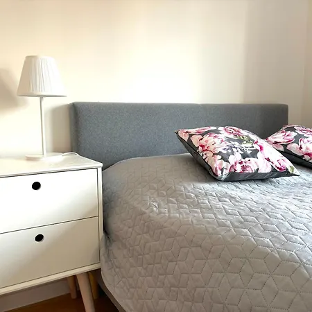 Eleven Long Gardens Old Town Center Διαμέρισμα *