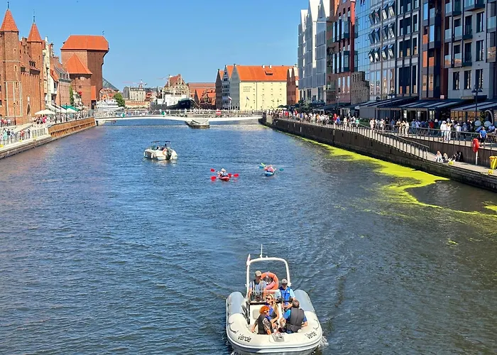 Eleven Long Gardens Old Town Center Apartman