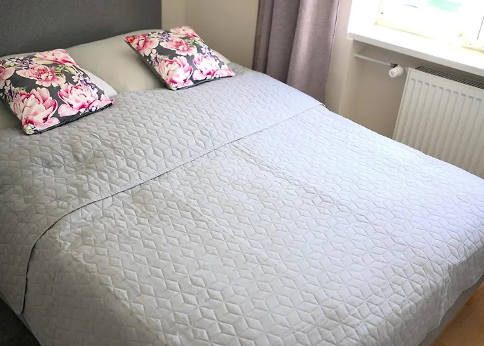 Eleven Long Gardens Old Town Center Apartmán *